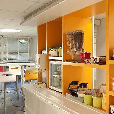 ホテル Premiere Classe Caen Est - *