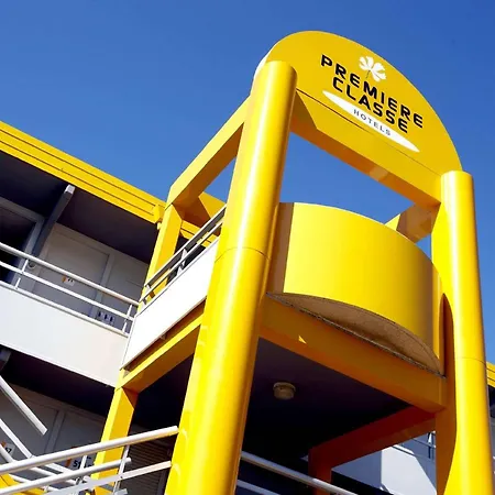 Premiere Classe Caen Est - *