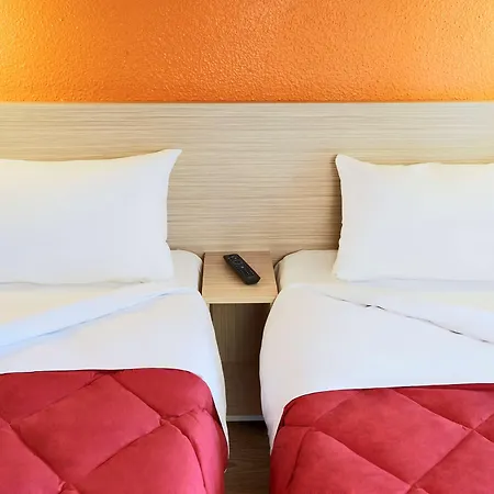 ホテル Premiere Classe Caen Est - *