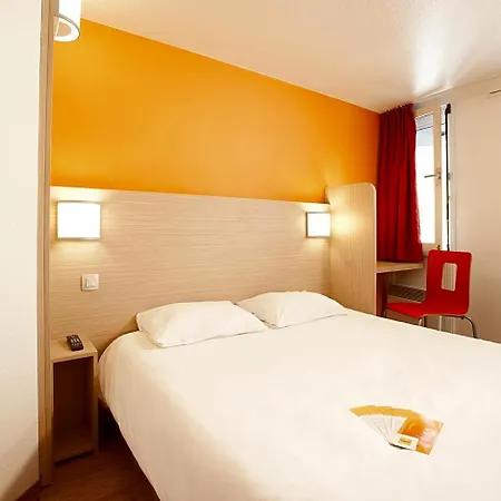 Premiere Classe Caen Est - Hotel Mondeville (Calvados)