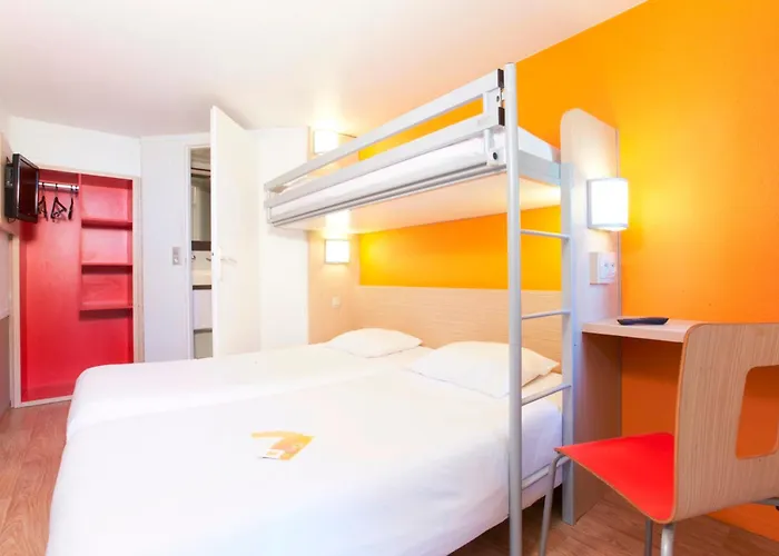 Premiere Classe Caen Est - Hotel