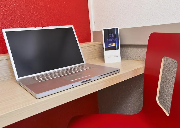 Premiere Classe Caen Est - מונדוויל