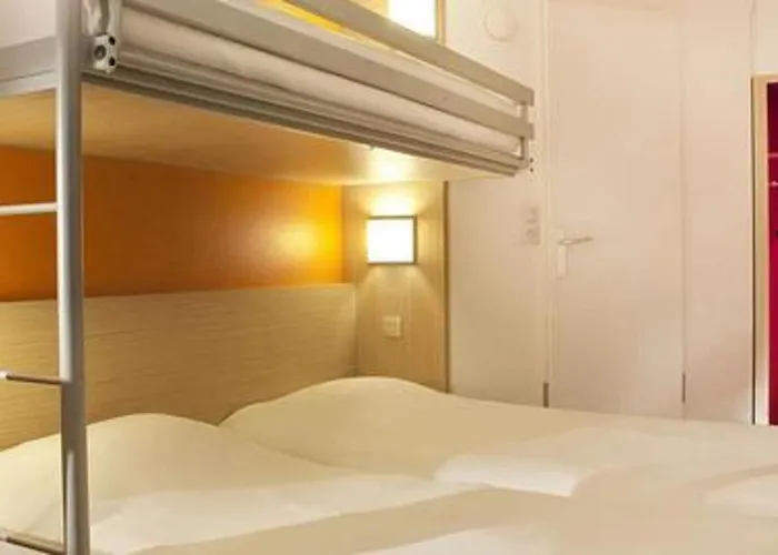 Hotel Premiere Classe Caen Est - *