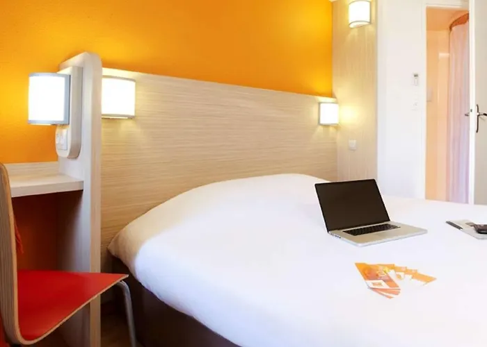 Premiere Classe Caen Est - Hotel *