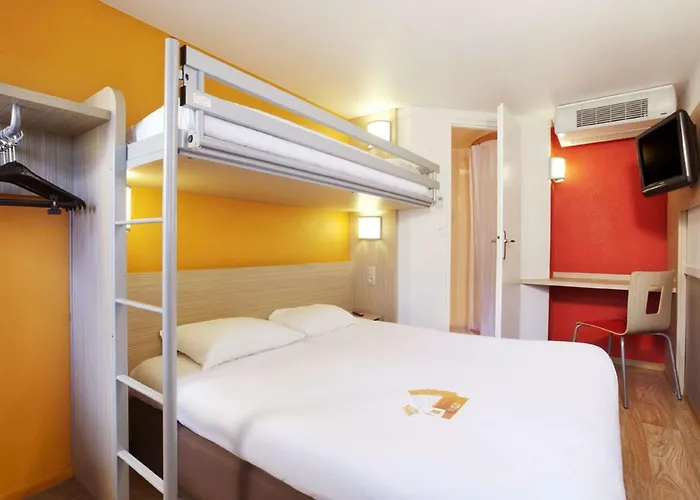 Premiere Classe Caen Est - Hotel